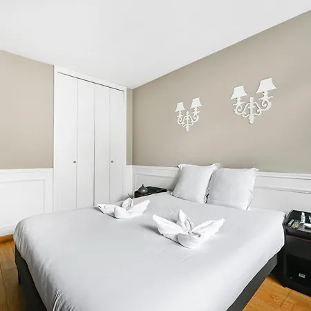 Le - 4 People - Metro 13 & 14 - Paris Apartment *